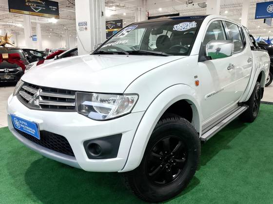MITSUBISHI L200 TRITON 2.4 HLS 4X2 CD 16V FLEX 4P MANUAL